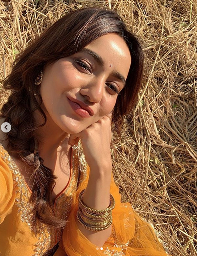 Neha Sharma Instagram Pics
